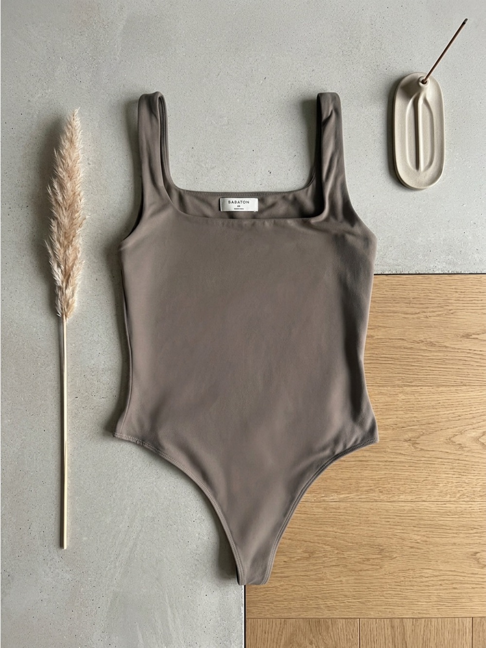 Aritzia Babaton Contour Square Neck Tank Bodysuit Taupe Medium EUC